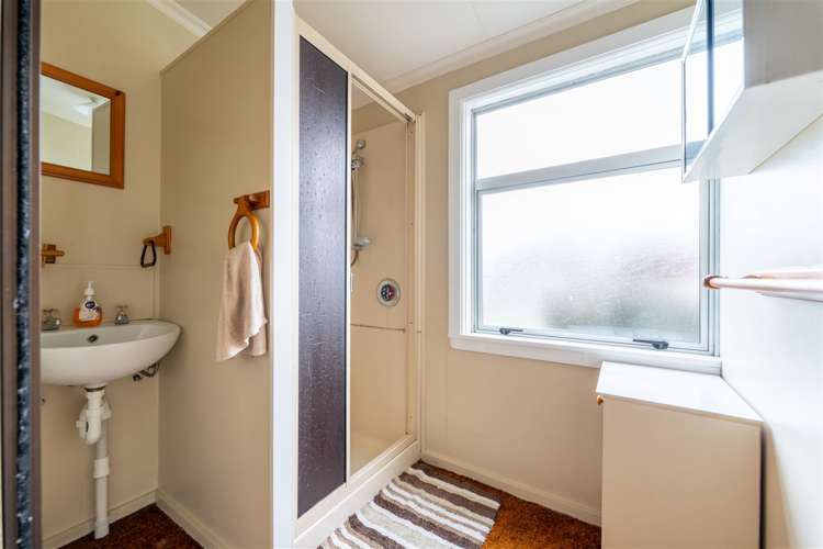 6 Livingstone Street West End_10