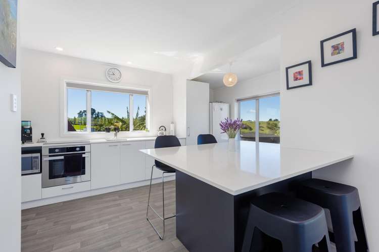 35 Oxford Street Whakapirau_12