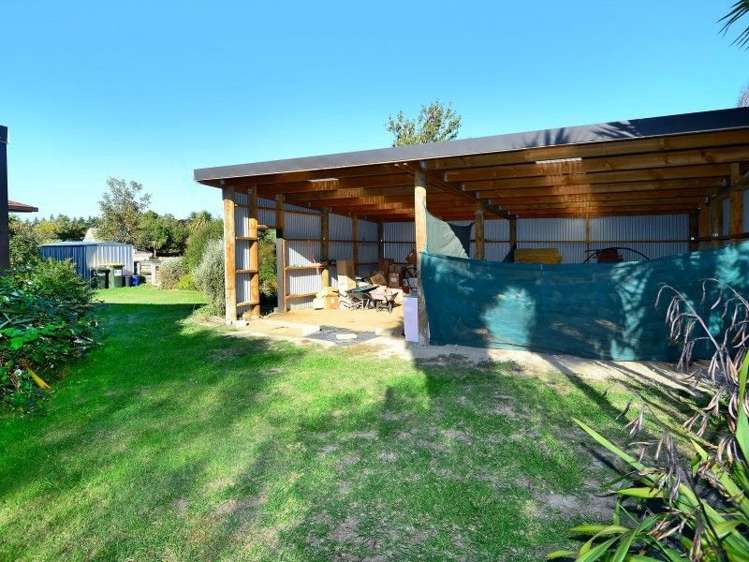 75 Bangor Road Darfield_17