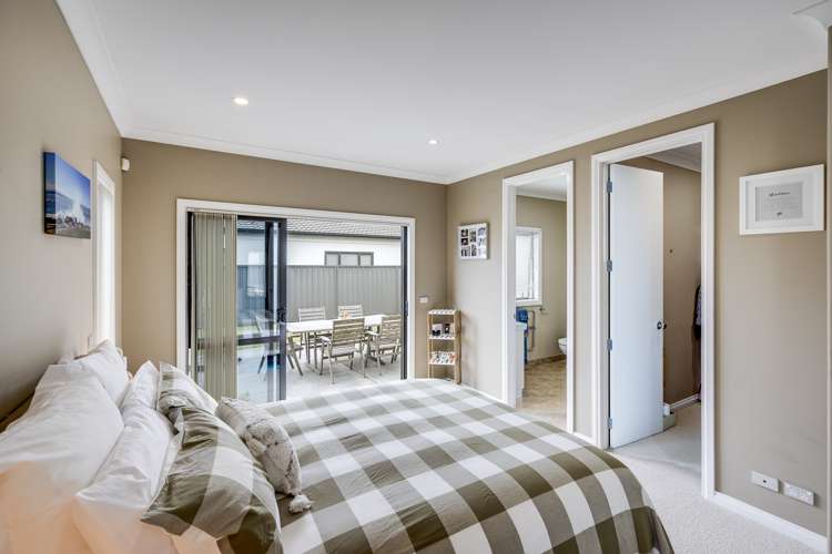 10 Squire Drive Awatoto_11