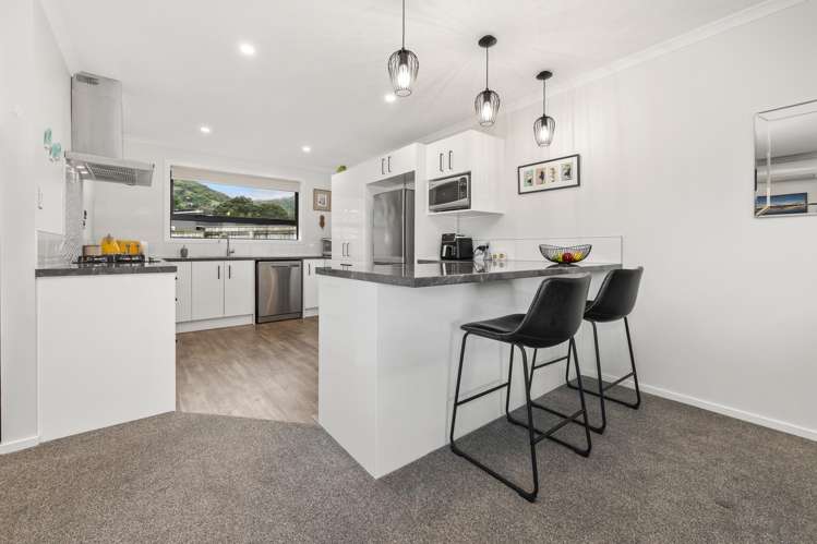 1 Mahia Lane Waikanae_1