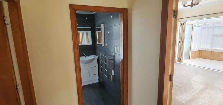28 Trinity Avenue Epuni_7