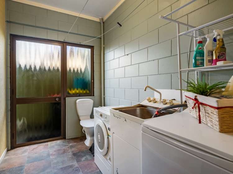 12 Stirling Place Dinsdale_32