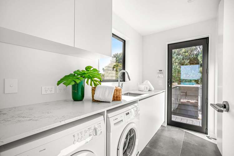 66 Kennedy Point Road Waiheke Island_39