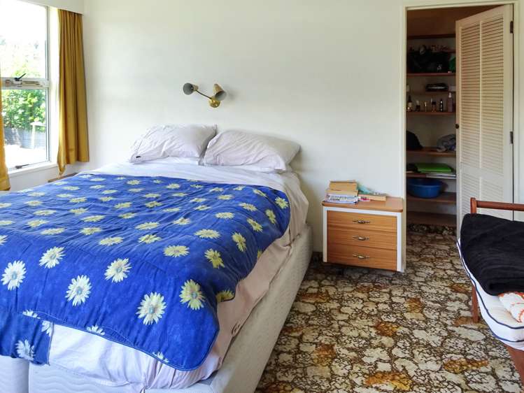 7 Hennessy Street West Foxton Beach_18