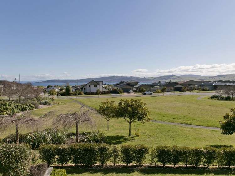 21 Botanical Heights Drive Waipahihi_16