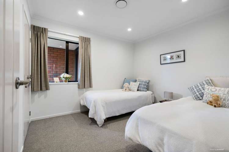 15 Orangewood Drive Northpark_15