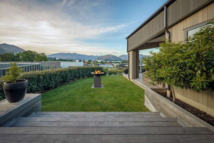 12 Jade Drive Wanaka_16