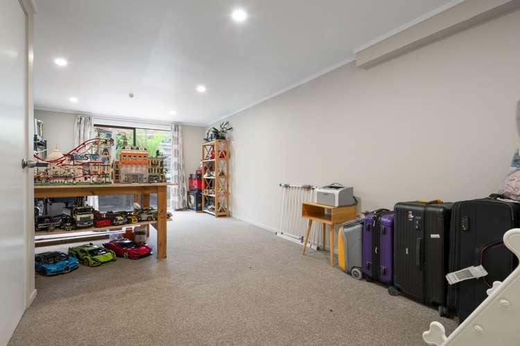 2/2 Rossmore Terrace Murrays Bay_10