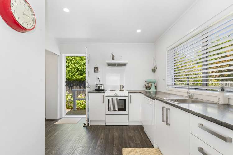 194 Devon Street Westbrook_6