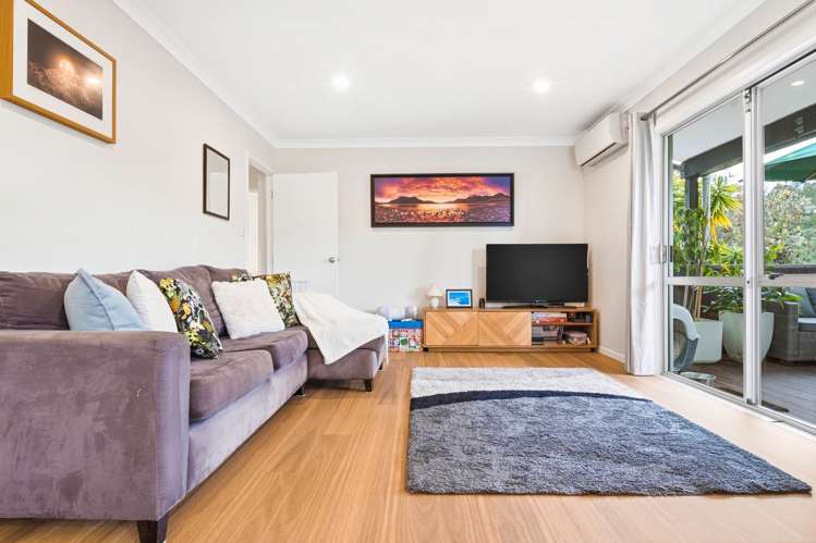2/32 Hale Crescent Bayview_2