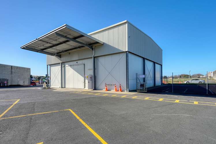 33 Richard Pearse Drive Mangere_12