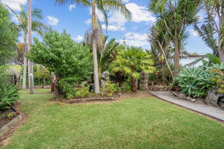 18 Waro Drive Hikurangi_19