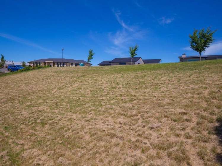 128 Marlborough Ridge Drive Fairhall_12