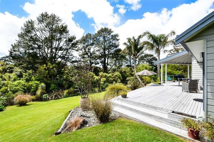 1 Cloverfields Drive Waimauku_34