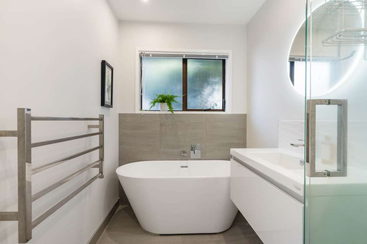 1/4a Manuka Road_2