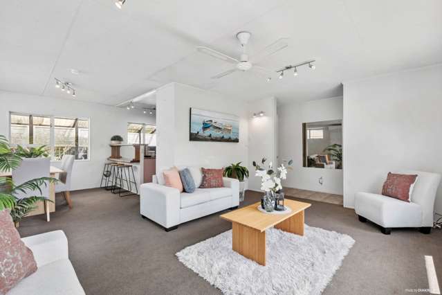 862 Whangaparaoa Road Manly_4