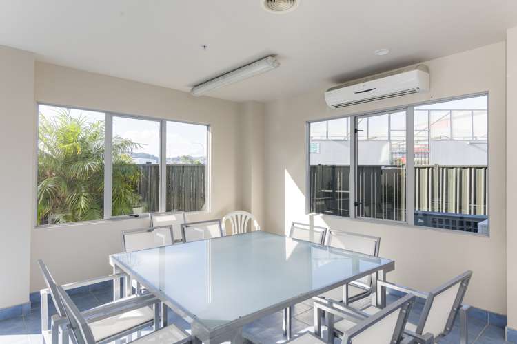 11/90 Customhouse Street Gisborne_12