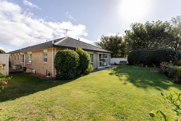 63 Guildford Drive Paraparaumu_16