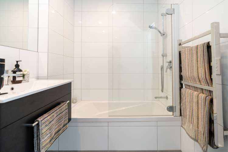 13/2 Stone Street Miramar_6