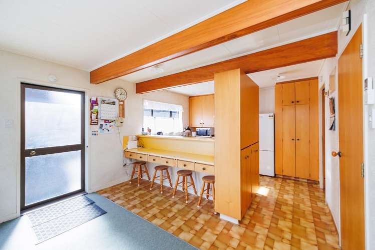 2A Bristol Crescent_1