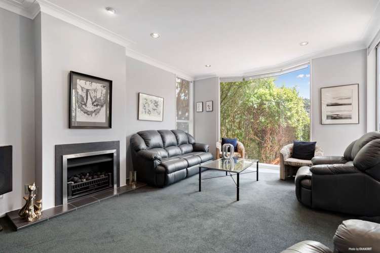 2/248 Hurstmere Road Takapuna_5