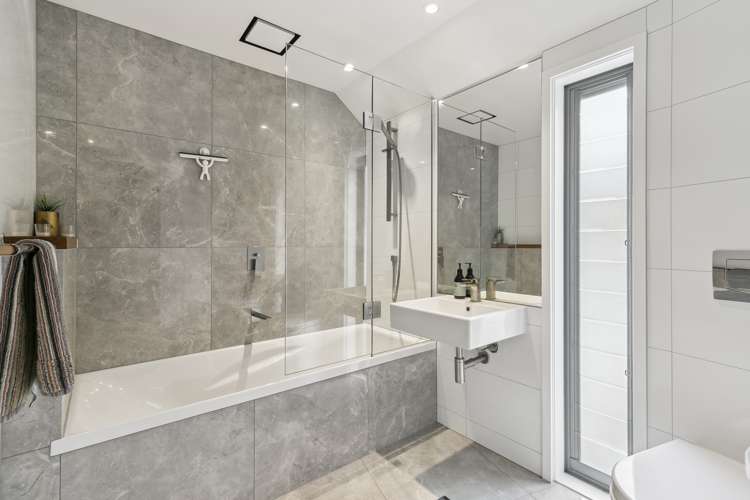 143 Donald Street Karori_13