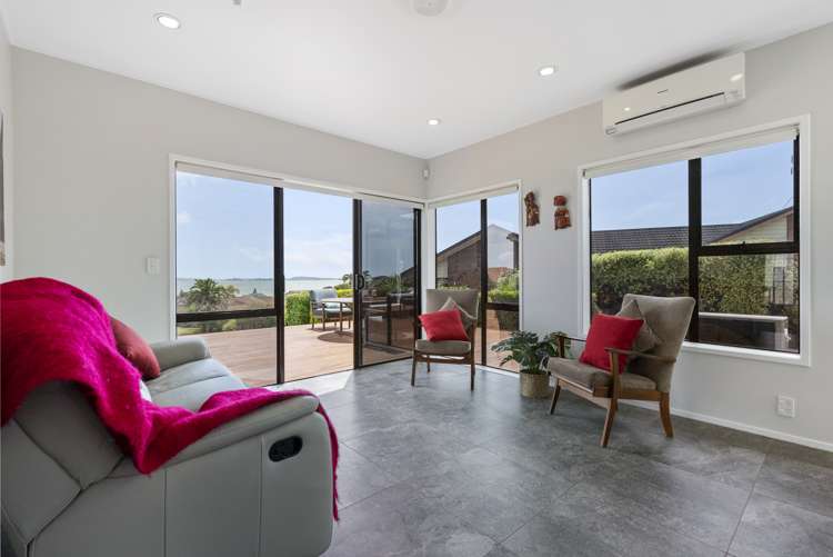 2 Gillard Place Eastern Beach_16