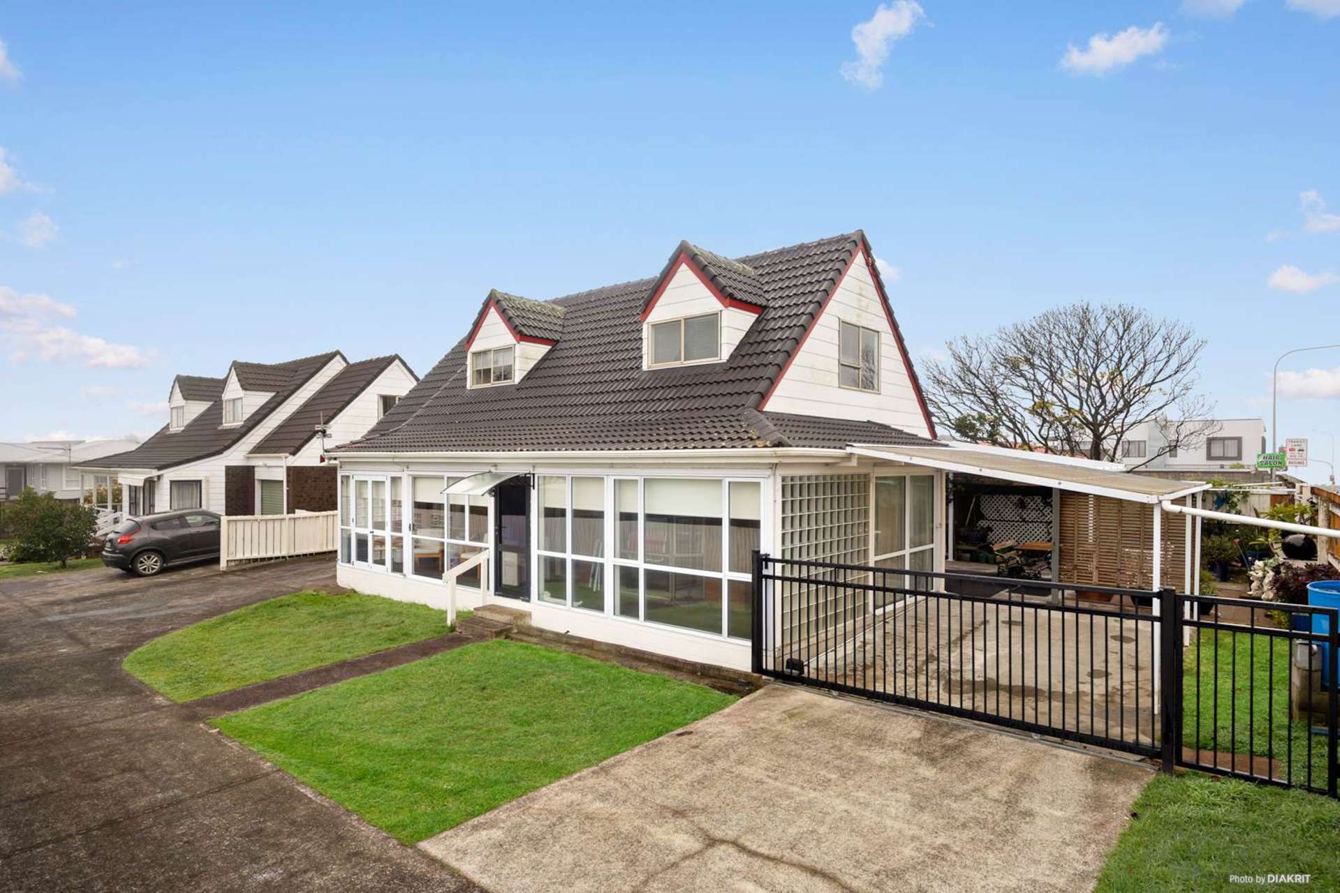 1/216 Edmonton Road Te Atatu South_0