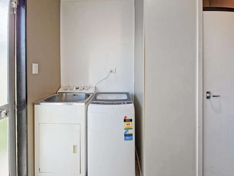 2/9 Lyttelton Crescent 2110_9