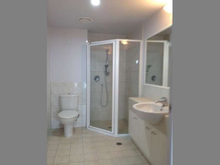 17/8 Basque Road Eden Terrace_12