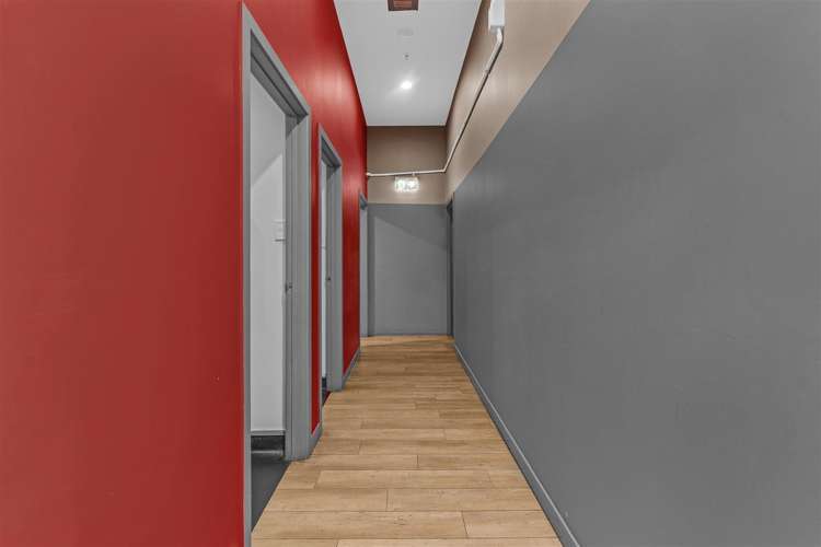 Shop 9, 1 John Goulter Drive Auckland Airport_21