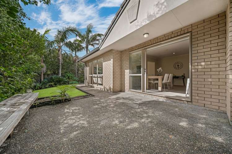 6 Luna Place Henderson_23