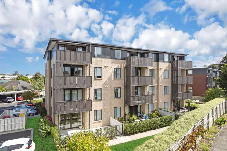 201/20B Alfriston Road Manurewa East_24