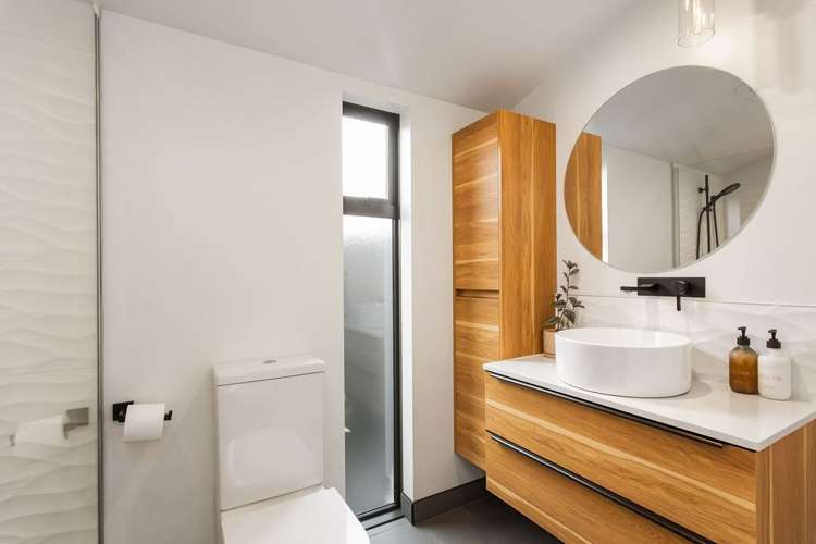 98 Osborne Street Waltham_16