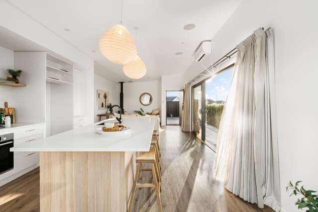 Eye Catching & Empty, Move In Today!