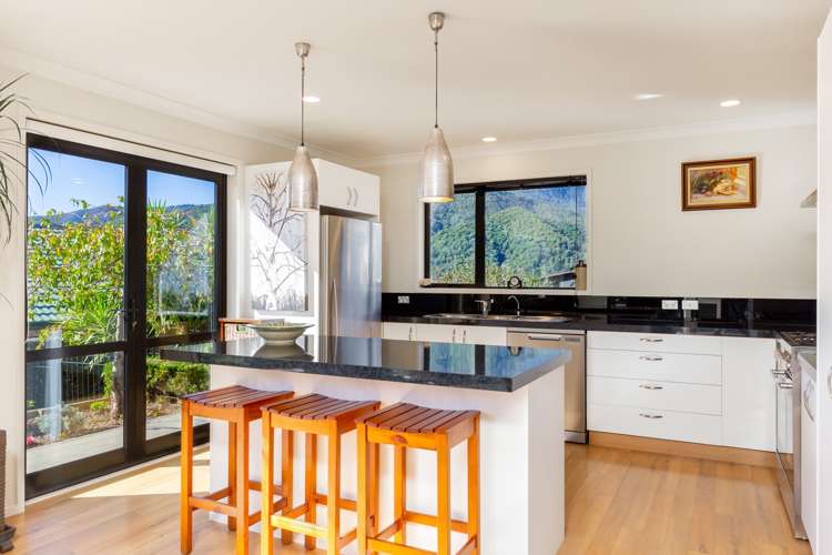 30 Harbour View Heights Picton_5