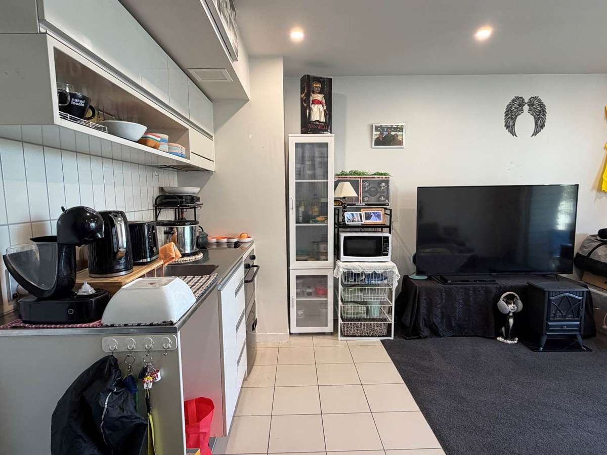 218/77 Halsey Street_2