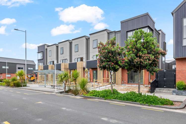 74 Wallace Road Hobsonville_2