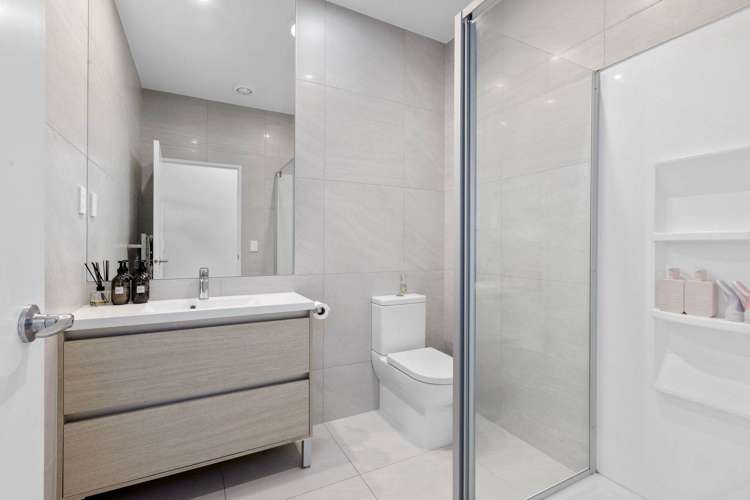 26A Taikura Avenue Red Beach_7