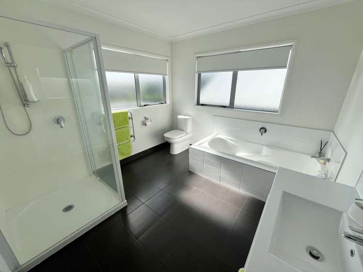 15 Ridge View Crescent Pukekohe_9