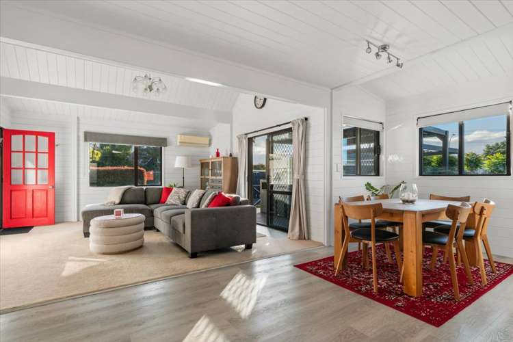 62C Poike Road_3