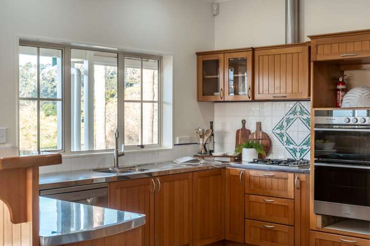 154 Awa Road Kumeu_13
