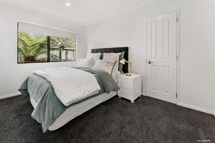 31 Lothian Brae Wattle Downs_14