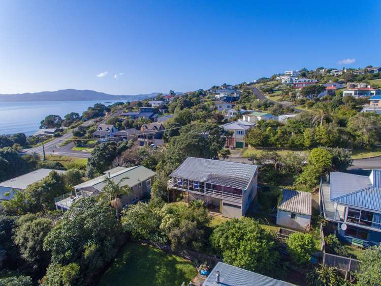 5 Seaview Road Cable Bay_23