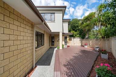 73b Hillwell Drive_2