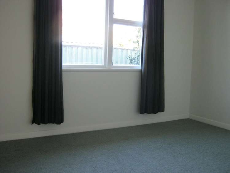 13 Washington Crescent Redwoodtown_7