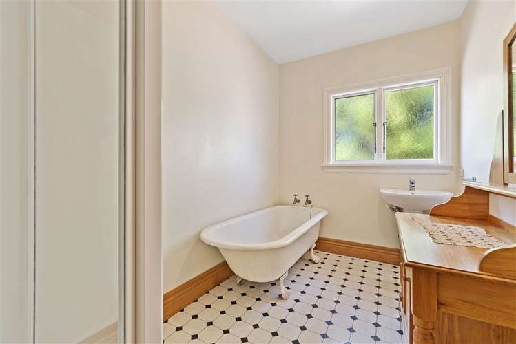 696 Christchurch Akaroa Road Tai Tapu_7