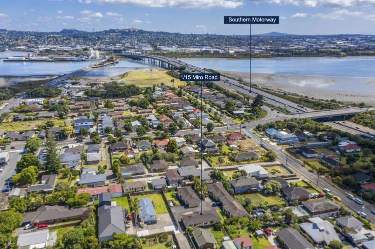 1/15 Miro Road Mangere Bridge_17