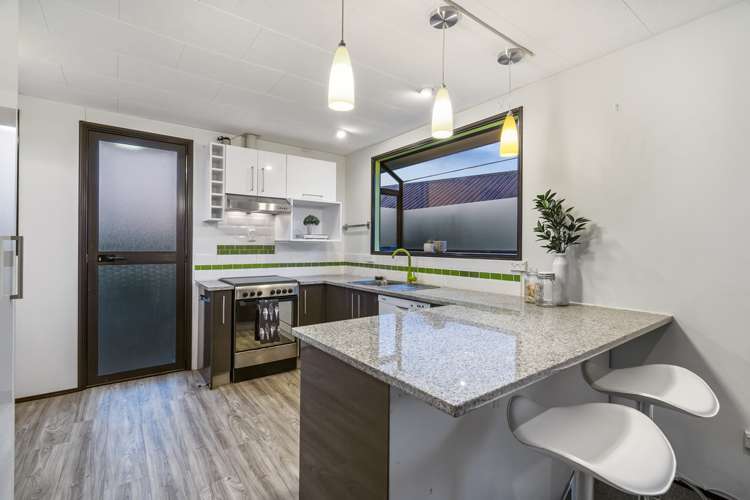 82a Harmel Road Glendene_7